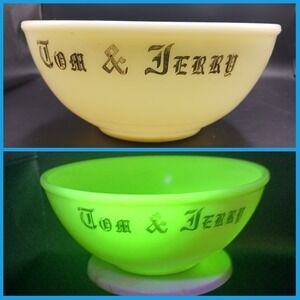 McKee Custard Uranium Glass Tom & Jerry Large 11.5" Punch Mixing Bowl VINTAGE US